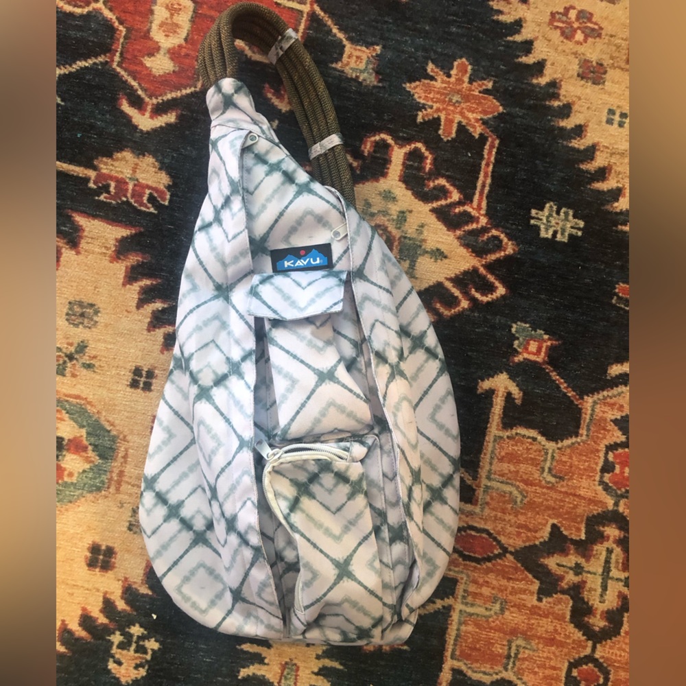 New without tags kavu sling bag